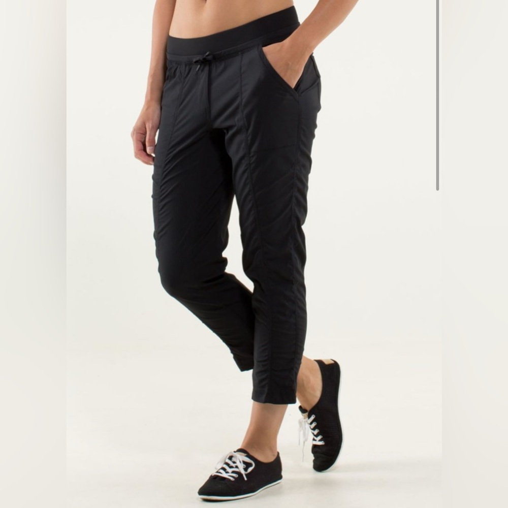EUC Lululemon Black Street to Studio Pants- Size 8